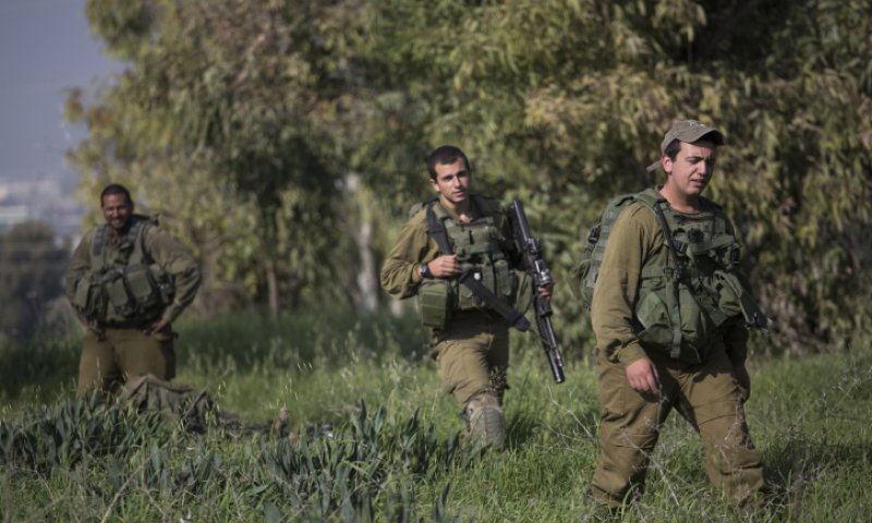 חמישה לוחמים נטשו מוצב בגבול עזה