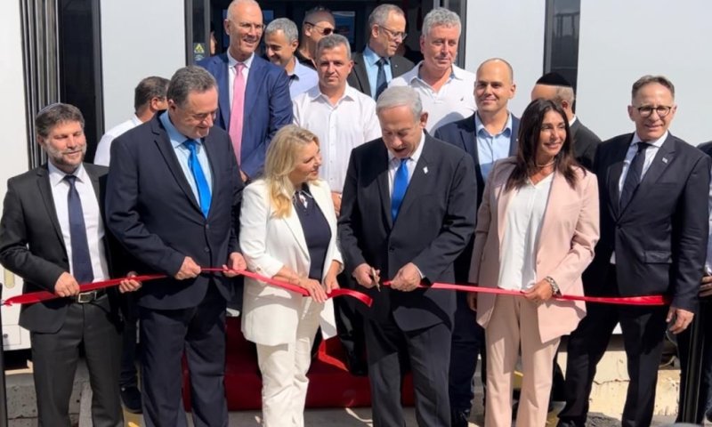 נתניהו גזר את הסרט: הרכבת הקלה יצאה לדרך