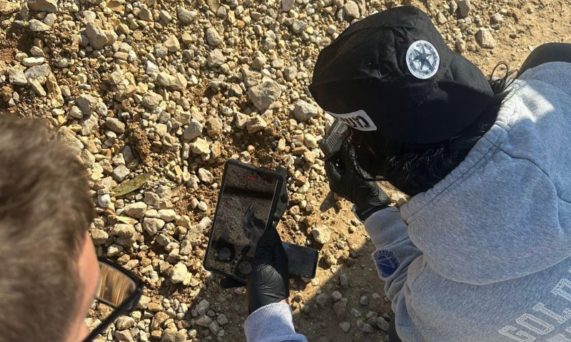 תוך שעתיים נעצר במרכז: בן 15 גנב אקדח במקווה בירושלים