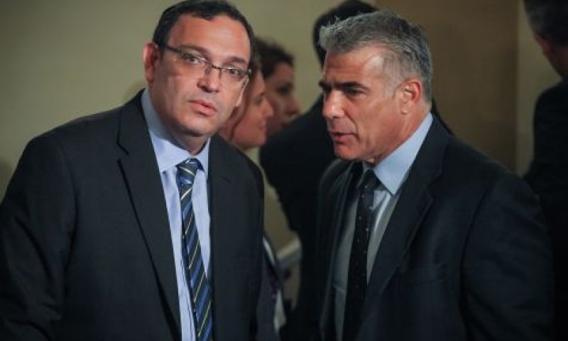 החיבור של יש עתיד לציבור הסרוג מתגלה כבלוף