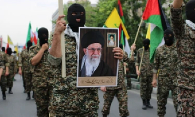 חמינאי חוגג: "הפגנות בארה"ב-הוכחה לצדק"