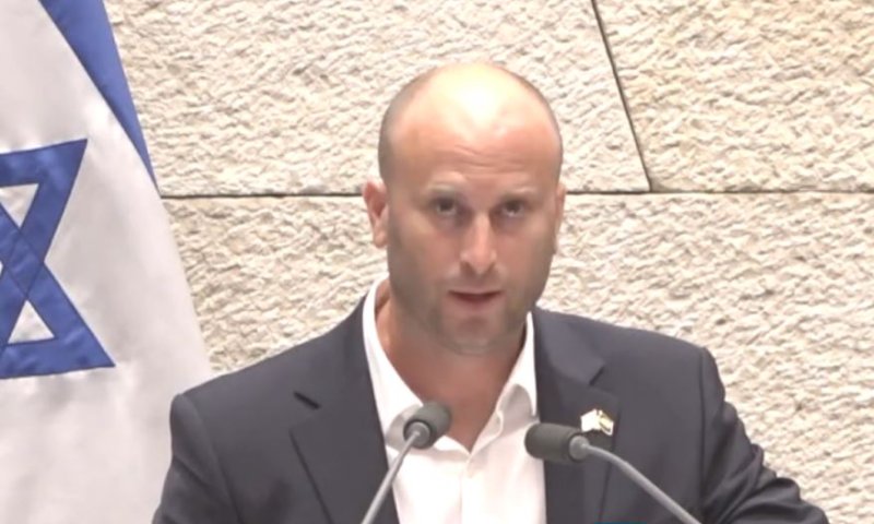 קרויזר בנאום בכורה מרגש: "המוות של אחיי עיצב אותי"