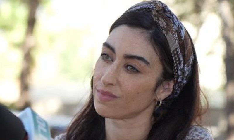 פלטה ונרות שבת: הילה סעדה בראיון לסרוגים