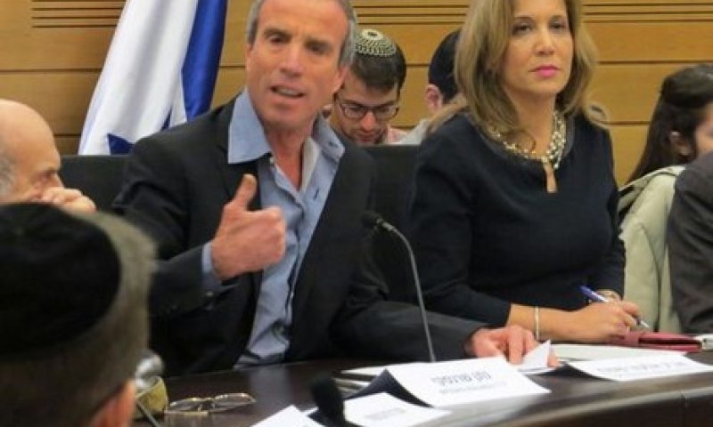 "נשבור את מונופול הרבנות"; "סכנה גדולה"