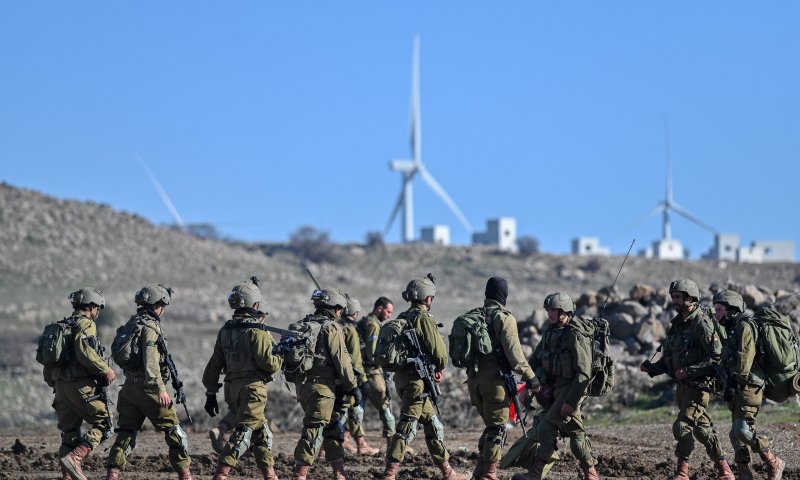 בנט, הדרך שלך להגיד תודה לחיילים? שלם משכורת