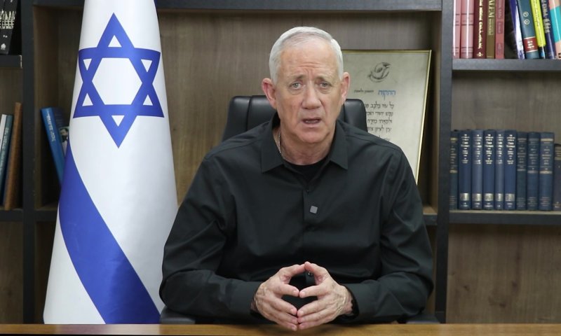 גנץ: "לתושבי הדרום הבחירה אם ומתי לחזור הביתה"