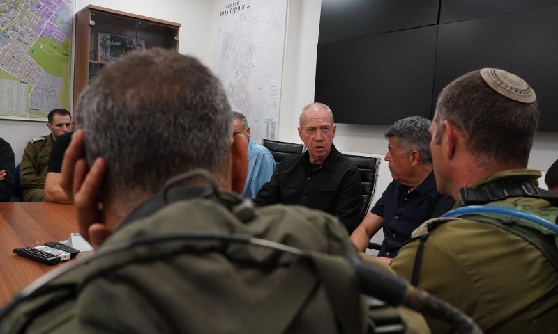 השר גלנט באופקים: "כללי המלחמה השתנו"