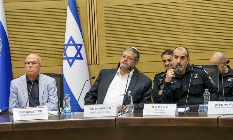בן גביר: "זה לא סוד שהיועמ"שית מתה לפטר אותי"