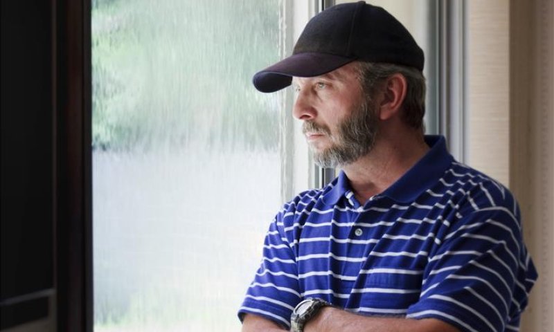 שו"ת סמס: האם גבר בהליכי גירושין יכול לחפש שידוך?