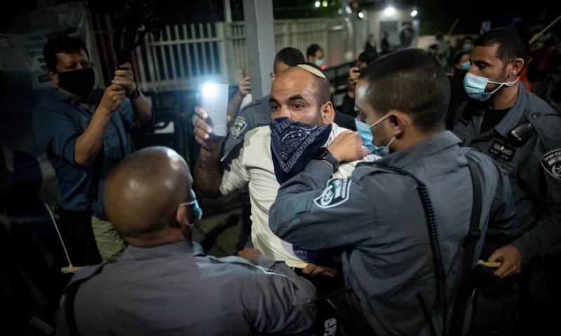 נגיף שנאת הזר: הוא לא פחות מסוכן מקורונה