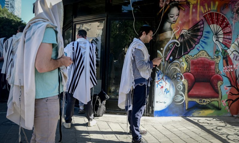 ביהמ"ש הכריע: אסור להציב מחיצות בתפילה בת"א