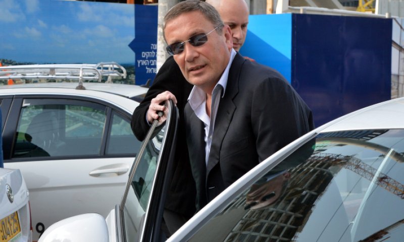 נוחי דנקנר נכנס לכלא: "מאמין שהכל לטובה"