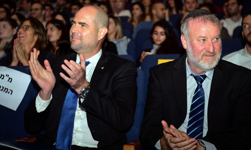 מנדלבליט טירפד את המינוי של השר אוחנה