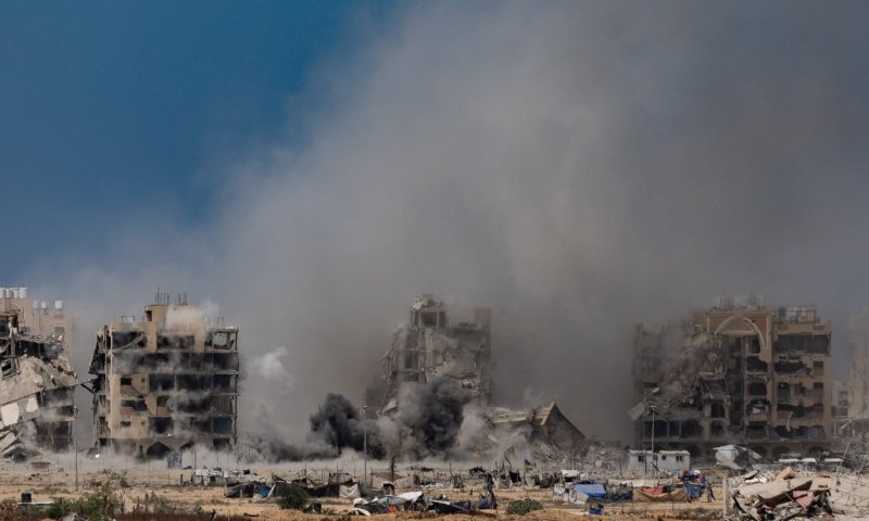 חגורת אש ופיצוצים: צה"ל השמיד מנהרה ששהו בה חטופים