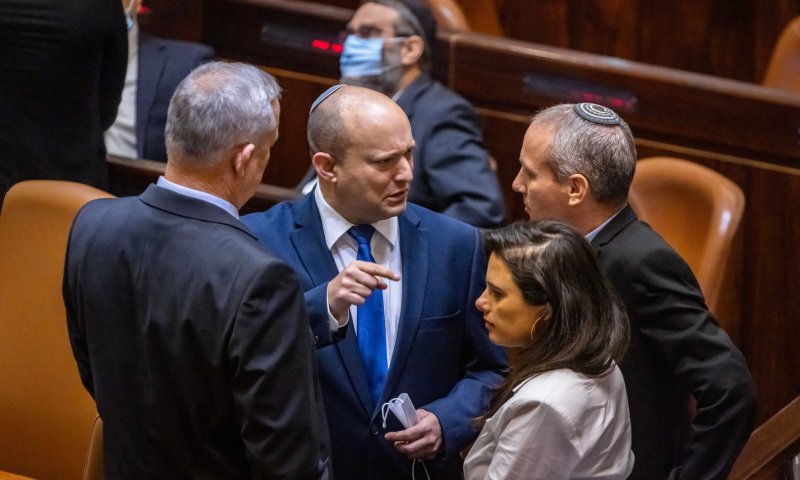 כך נראה היום הראשון של השרים בממשלה החדשה