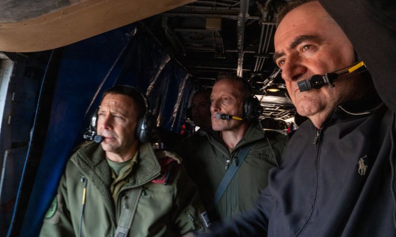 כ"ץ: "באתי לוודא שאיראן לא תצליח לשלוח זרוע בחזית המזרחית"