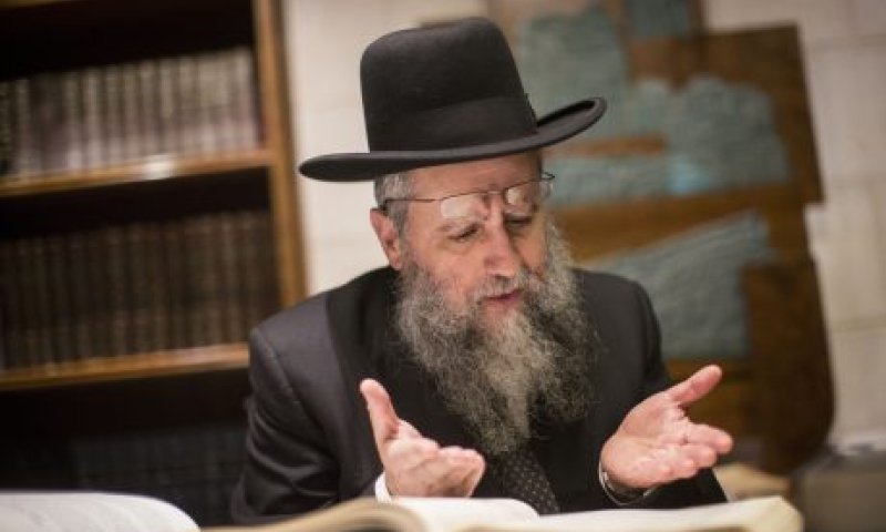 "אנשים טיפשים מקבלים ברכות ומשלמים כסף"