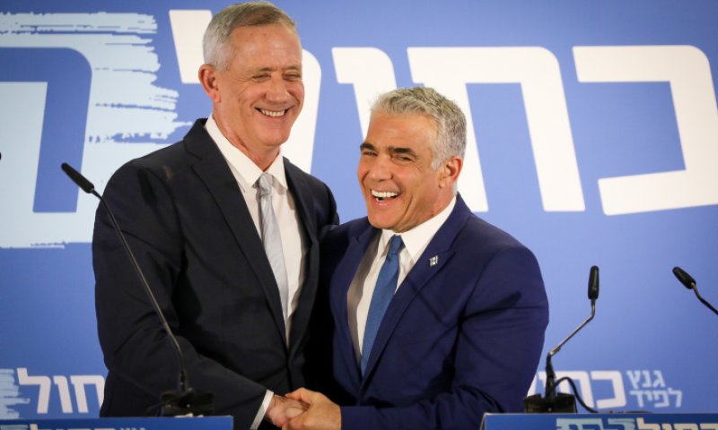 פסילת נציגי עוצמה יהודית: גנץ ולפיד הצטרפו לעתירה