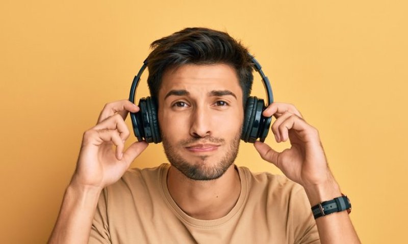 הכה את המומחה: בחירות למצעד השנתי של סרוגים