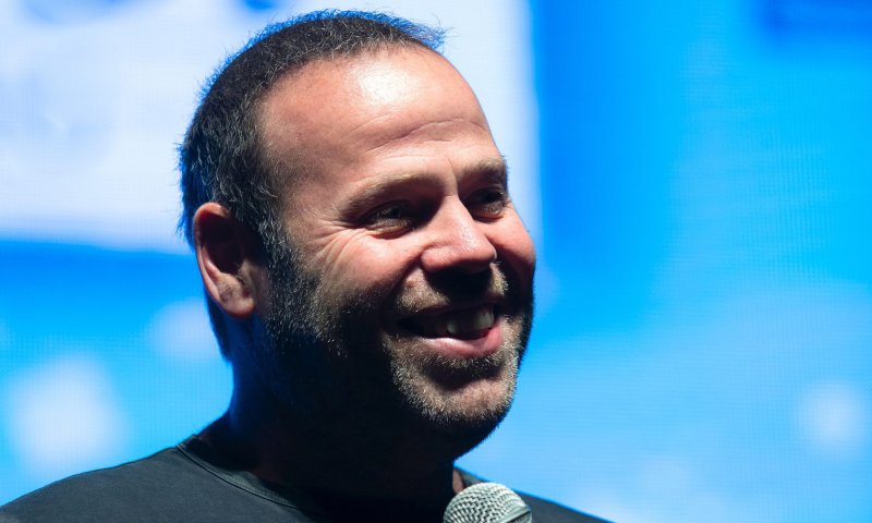 יום הולדת שמח: עשרה דברים שלא ידעתם על אדיר מילר