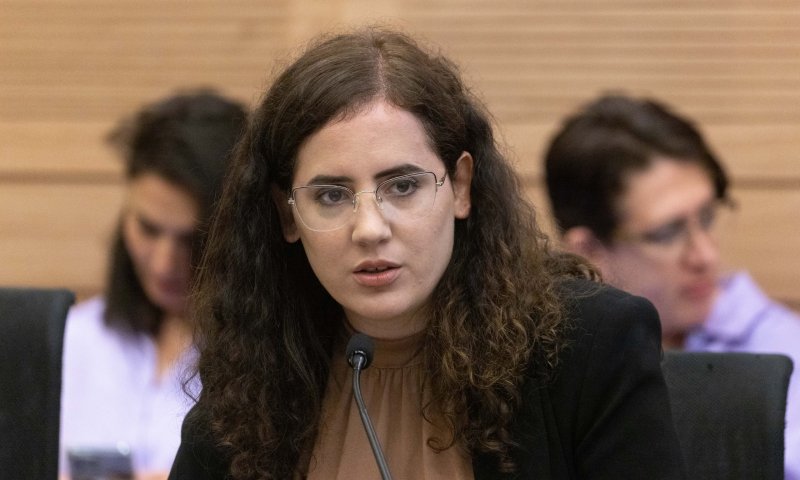 ח"כ לזימי בשידור חי: צריך לסגור את ערוץ 14