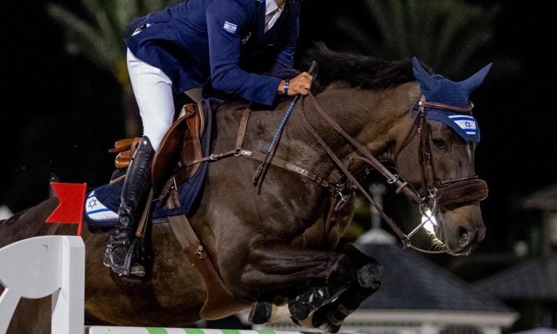 הישג: רוכב ישראלי התחרה במירוץ הסוסים היוקרתי