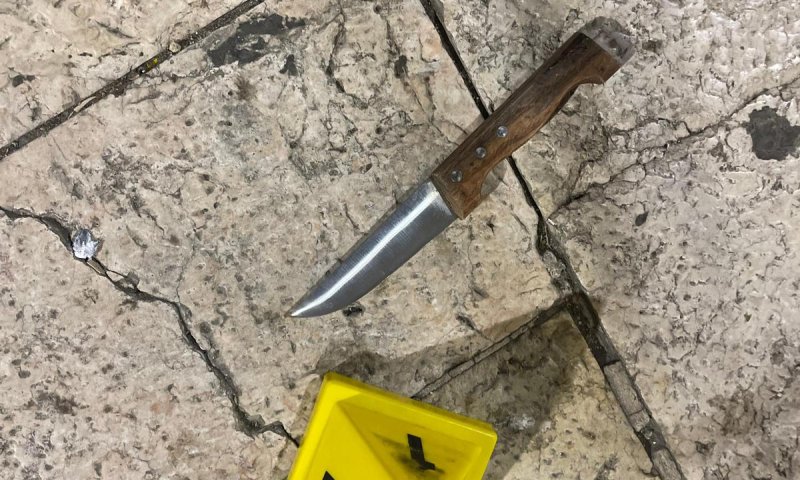 צפו: ניסיון פיגוע דקירה בירושלים, המחבל נוטרל