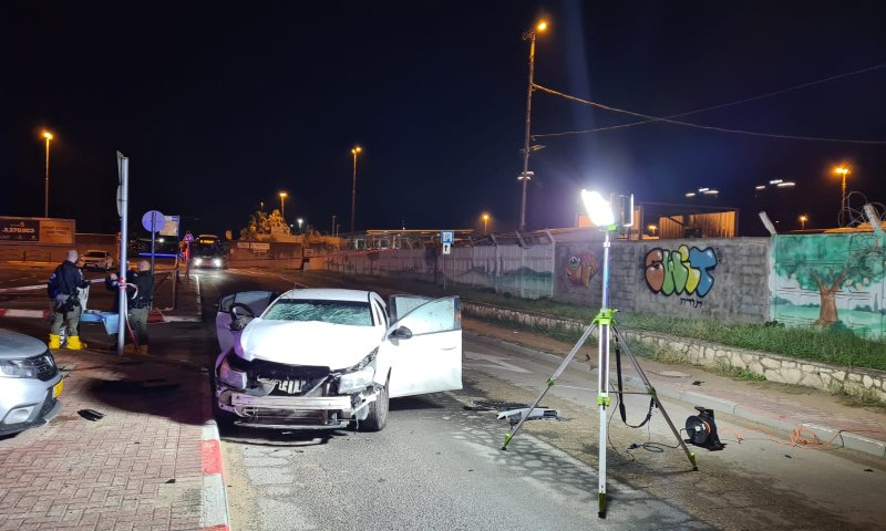 שני פצועים מפיצוץ ברכב בנתניה, שרידי אמל"ח אותרו