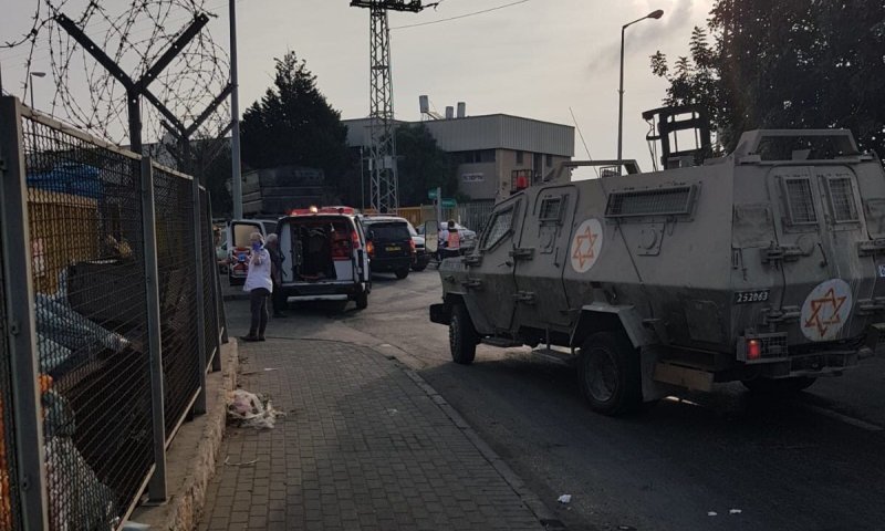 2 הרוגים בפיגוע ירי בברקן; מצוד אחר המחבל