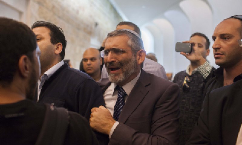 בן ארי לפעילים: ש"ס תעביר מנדטים לגוש השמאל