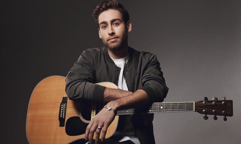 "בחוץ מלחמה": ניב דמירל בשיר חדש על ה-7 באוקטובר