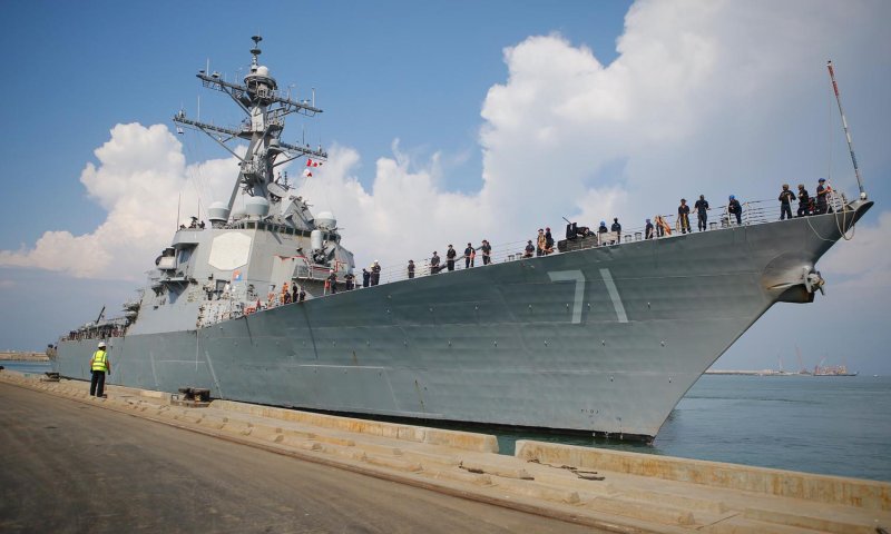 לראשונה מאז 1999 משחתת עוגנת בנמל אשדוד