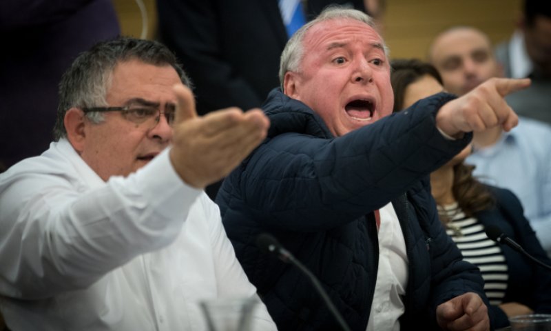 "אם לא הייתי מזרחי, הם לא היו מעיזים לעשות לי את זה"