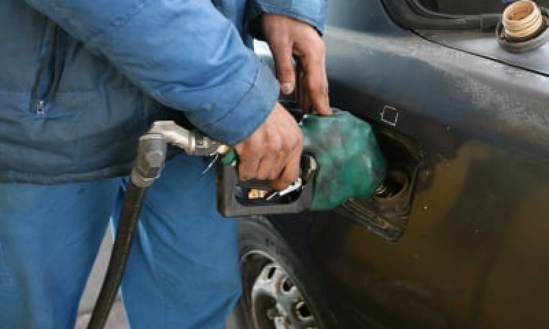 הלילה בחצות: ירידה חדה במחיר הבנזין