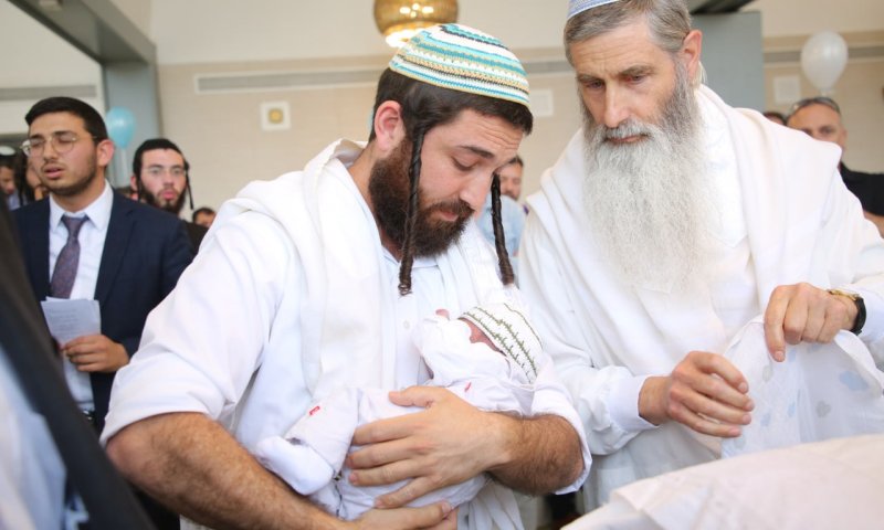 מרגש: חבר הכנסת הסרוג ורעייתו בחרו שם לבנם