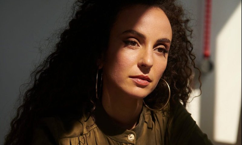 אחרי הפרידה מבן הזוג: יובל דיין בסינגל חדש