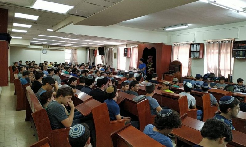 ישיבה תיכונית למצטיינים: תואר ראשון תוך כדי תיכון