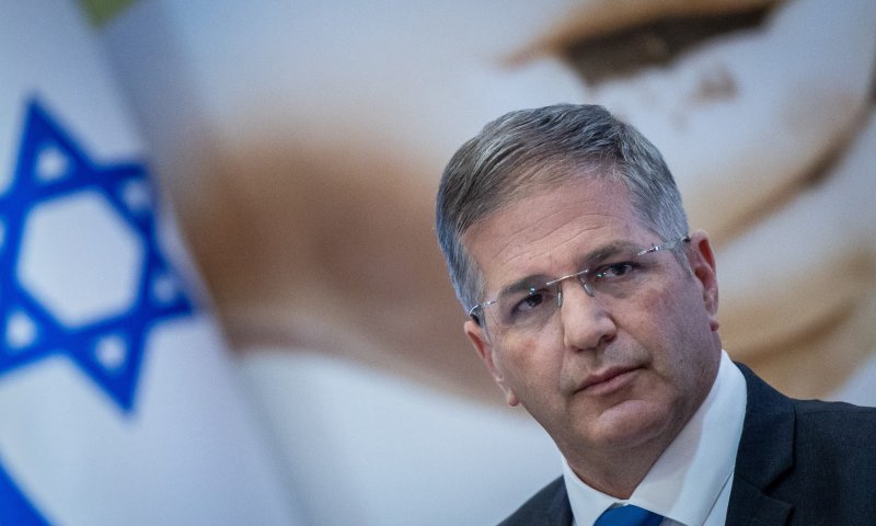 צהוב או לבן? שר החינוך על צבע החולצה ב-1 בספטמבר