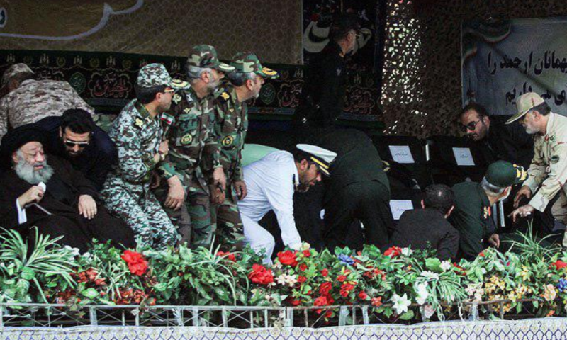 במהלך מצעד צבאי: 29 הרוגים בפיגוע ירי באיראן