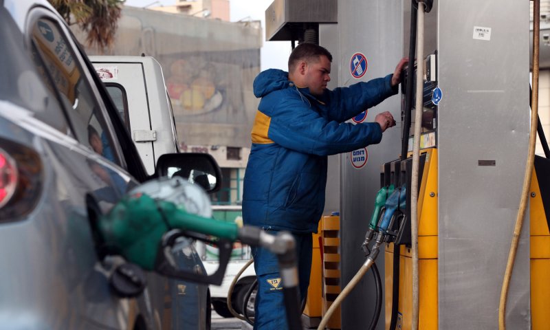 בליל תשעה באב: זינוק במחירי הבנזין
