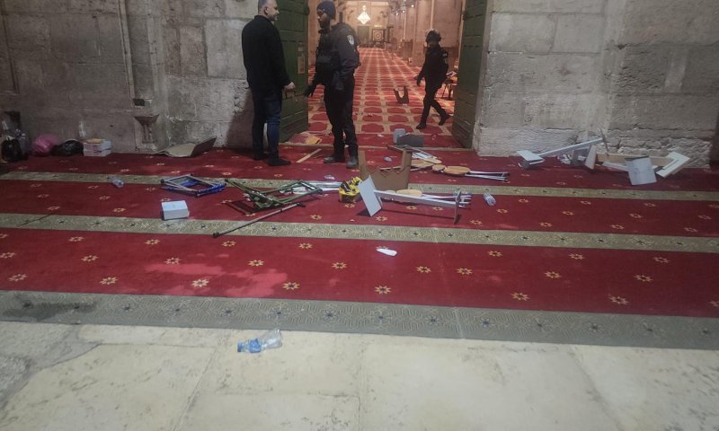 במהלך החג: התפרעויות גם בהר הבית | תיעוד