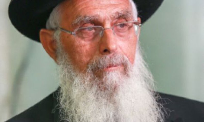 הרב אליהו והרב אריאל: "בנט טעה; זו שואה רוחנית"