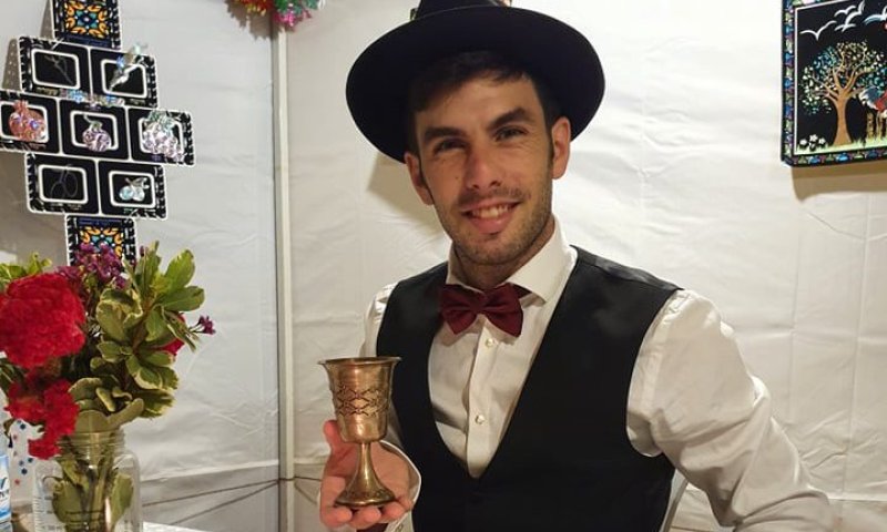 הסוכה הראשונה שלי | "חיכינו 7 שנים לרגע הזה"