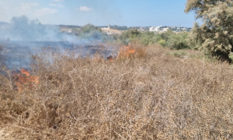 לאחר שנתיים: שריפה פרצה ביער כיסופים מבלון תבערה