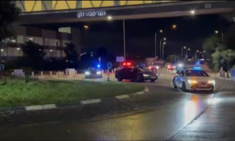 מהלכים חשאיים: נתניהו נצפה עוזב את מטה המוסד