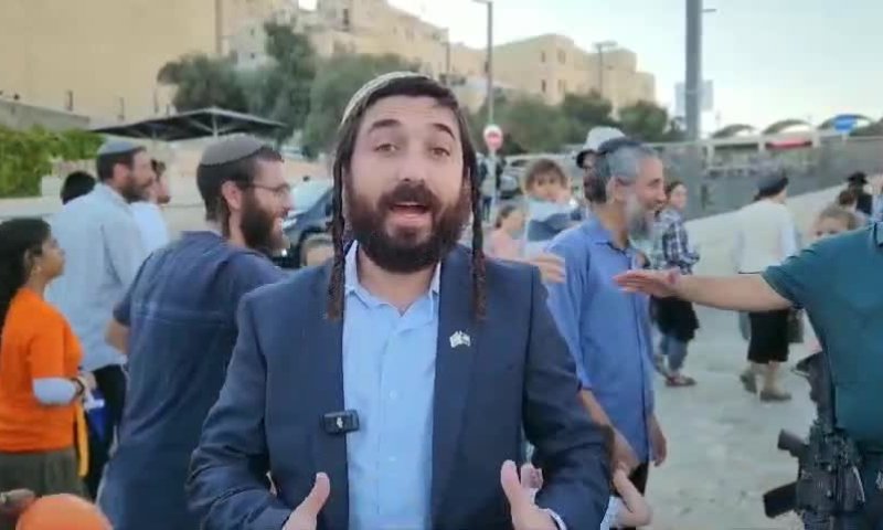 צבי סוכות התעמת עם פעילי שמאל בהר חברון: "אתם בוגדים"