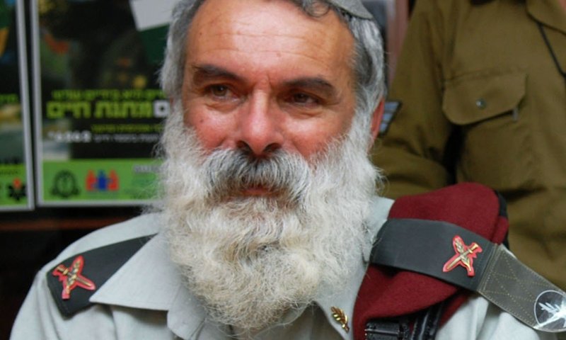 "הרבנים הראשים ניסו לסחוט ממני מינויים בהיותי רב צבאי"