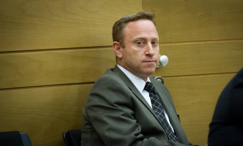 ארי הרו חושף: למה הסכמתי להפוך לעד מדינה?