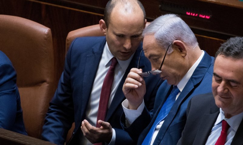 לא רק שר: נתניהו הציע לבנט גם שריון בליכוד