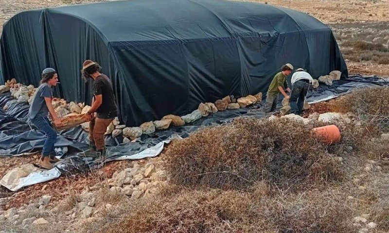 עשרות שוטרים החריבו את גבעת אור מאיר בבנימין